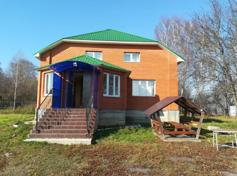 Волков Скай | Волков Скай - Загородный отель на Оке в Тарусе Коттедж с камином | Волков Скай - Загородный отель в Подмосковье